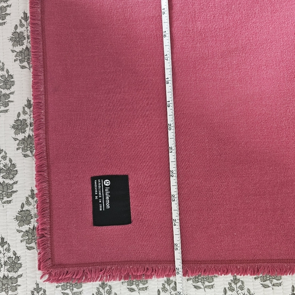 Lululemon Wool blend scarf - Picture 4 of 6